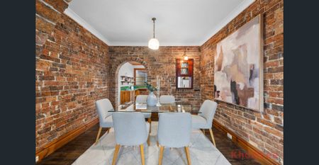 Character-Filled 2 Bedroom Terrace with Attic & Basement - Photo 3