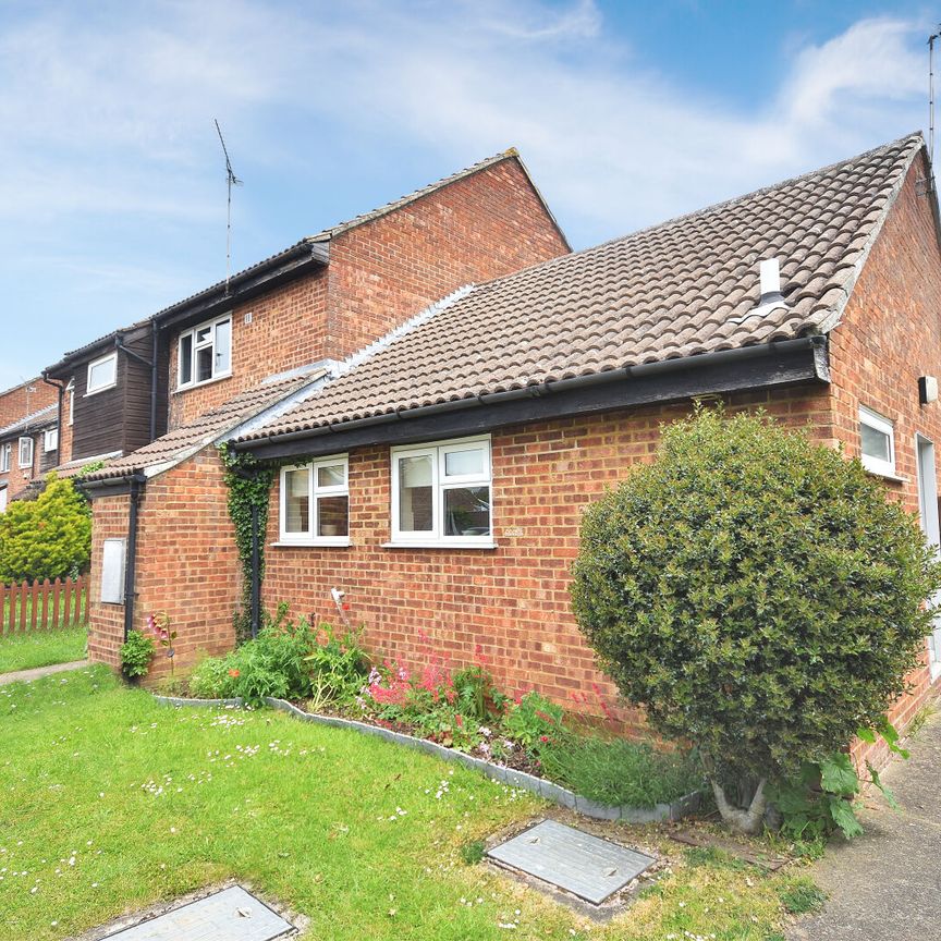 1 bedroom end terraced bungalow to rent, - Photo 1