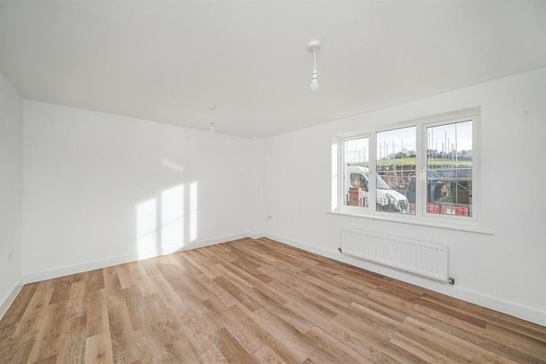 3 bedroom detached house to rent - Photo 1