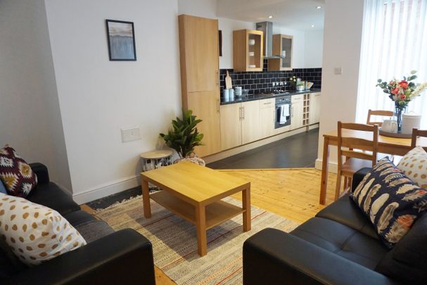 2 Bed Biddlestone Road - Photo 1