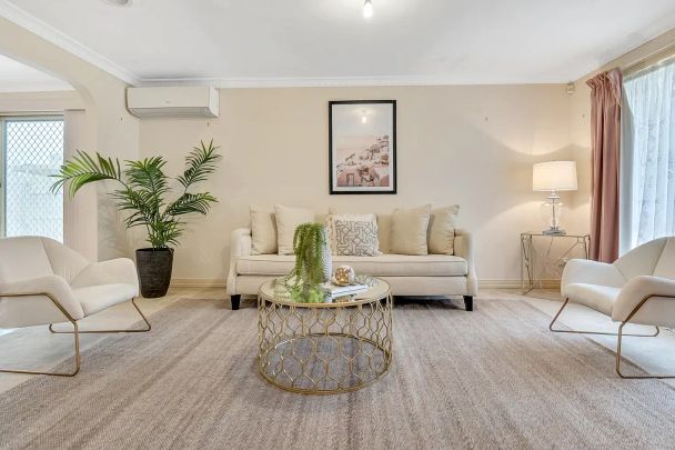 “Don't be the last to see this lovely property” - Photo 1