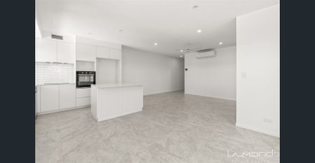 "Stylish Apartment in the Heart of Wynnum" - Apply today! - Photo 2