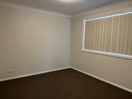 7/27 White Street, TAMWORTH NSW 2340 - Photo 5