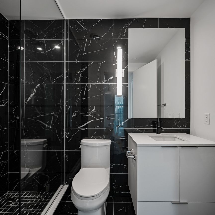 For Lease - 327 King Street Unit# 2707, Toronto, Ontario - Photo 1