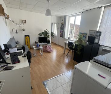 Location Appartement 2 pièces 38m² ROUBAIX 59100 - Photo 4