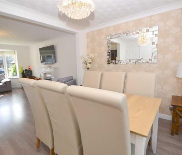 Reedfield, Reedley - Photo 6