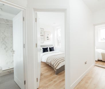 2 Bed Flat, Empress Avenue, IG1 - Photo 5