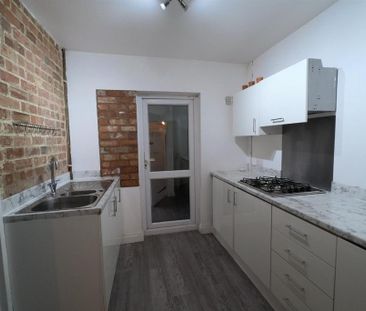 2 bedroom semi-detached house to rent - Photo 1
