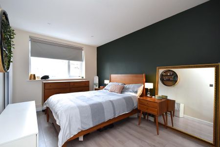 3 bedroom terraced house to rent - Photo 4