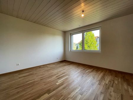 4.5 pièces au 1étage avec terrasse - Foto 2