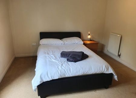 4 bedroom semi detached student property to rent - Photo 3