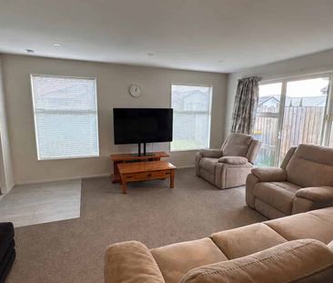 Easy Family Living - Photo 1