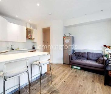 Rundell Crescent, Hendon, NW4 - Photo 1