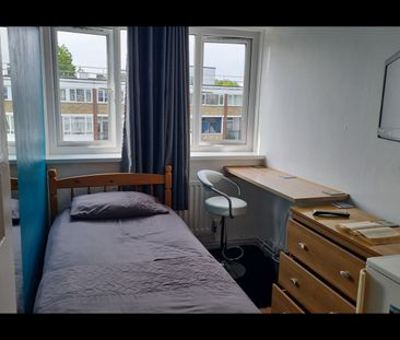 Room in a Shared Flat, Tildesley Road, SW15 - Photo 3