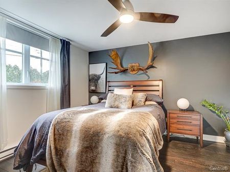 7557 Boul. Cousineau, Longueuil (Saint-Hubert), QC J3Y - Photo 2