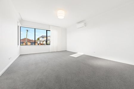 2 Eden Court, Ascot Vale VIC 3032 - Photo 5