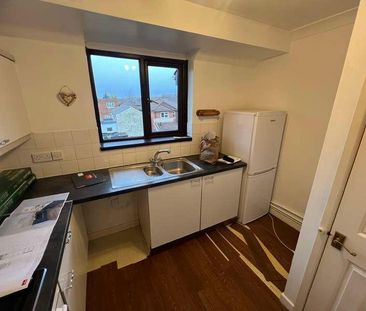 Park Road, SO15 - Photo 2