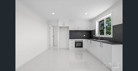 A HOME THAT TICKS EVERY BOX! - Photo 3