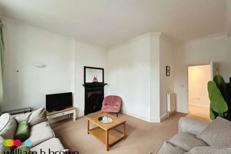 Museum Street - Photo 3