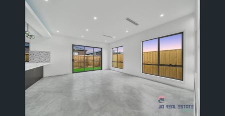 BRAND NEW HOME WITH DOUBLE MASTER BEDROOMS | 10 FEET CEILING HEIGHT | TWO KITCHENS - Photo 3