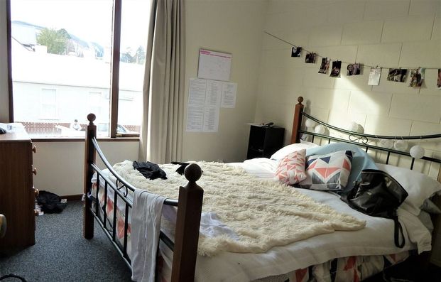 3 BEDROOM near CAMPUS, flat FOR 2025 - Photo 1