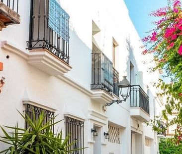 Casco antiguo, Marbella, Marbella, Andalusia 29601 - Photo 4