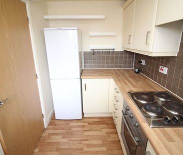 2 Bedroom Flat - Photo 6