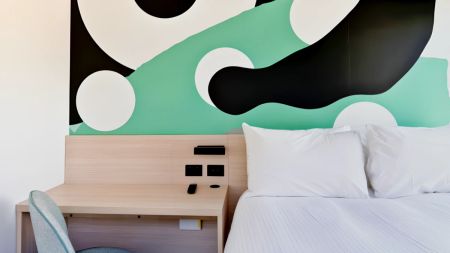 Two of a Kind - Photo 3