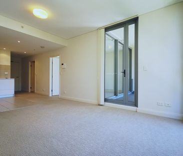 Beautiful 1 Bedroom Apartment For Lease In Hurstville!!! - Photo 1