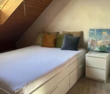 Très joli logement de 5,5 pièces en plein centre ville - Photo 2