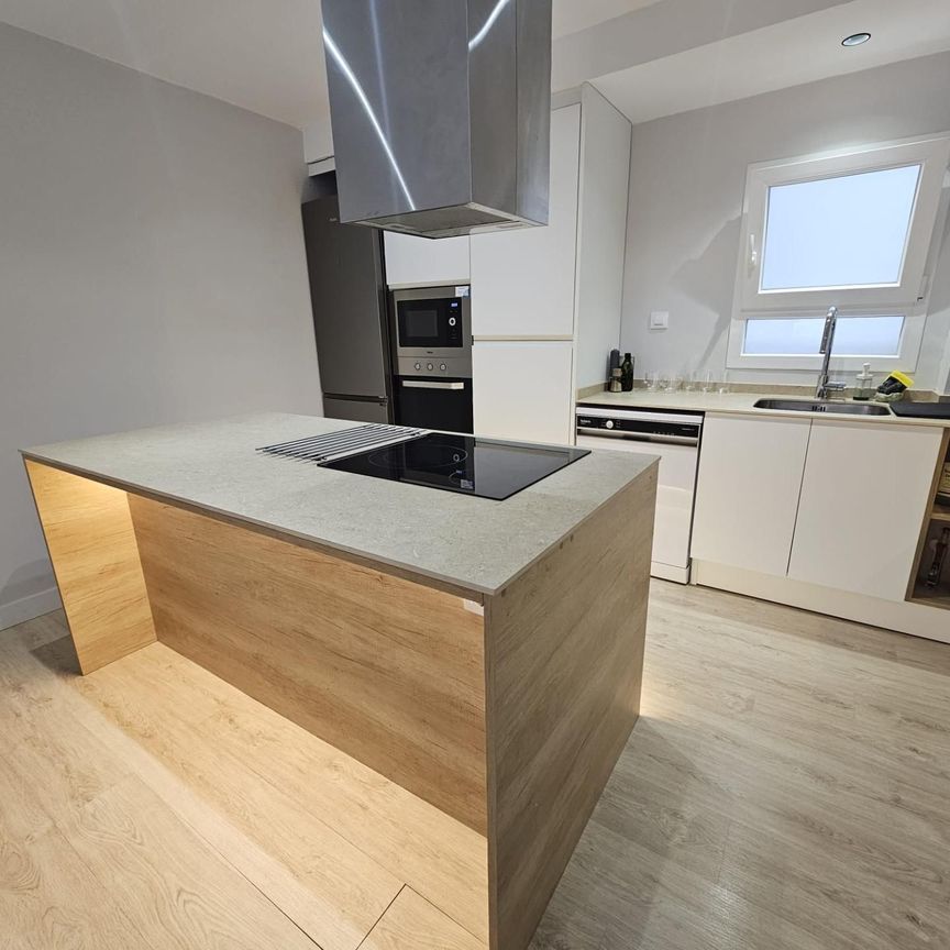 Piso de alquiler en Calle Calle Brasil, 77, Nou Moles - Photo 1