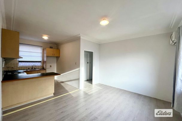 Two-Bedroom Apartment for Rent! - Photo 1