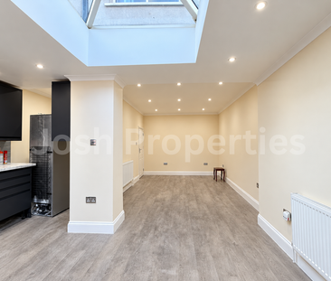 5 bedroom terraced house to rent - Photo 2