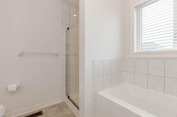 For Lease - 1467 Pratt Heights, Milton, Ontario - Photo 1