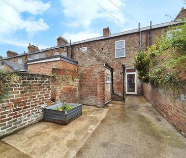 2 bedroom terraced house to rent - Photo 2