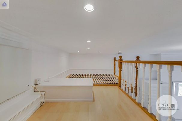 Studio to rent - Photo 1