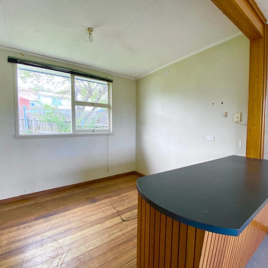 Spacious Family Living in Mornington - Photo 1