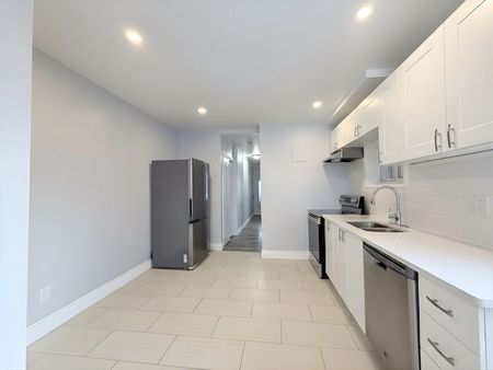 $1,599 / 1 br / 1 ba / 49 West ave unit A - Photo 3