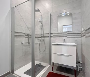 Location Appartement 3 pièces 58m² BRESSUIRE 79300 - Photo 3