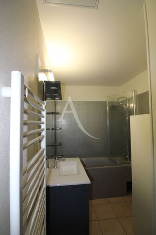 Location Appartement 3 pièces 65m² - Photo 5