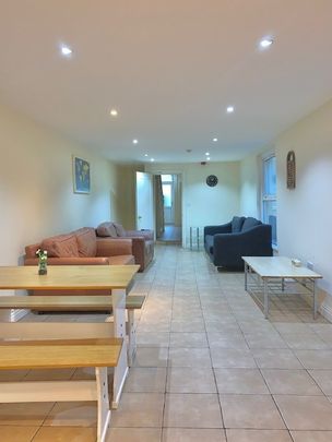 13 Bedroom Student Home – Glynrhondda Street - Photo 1