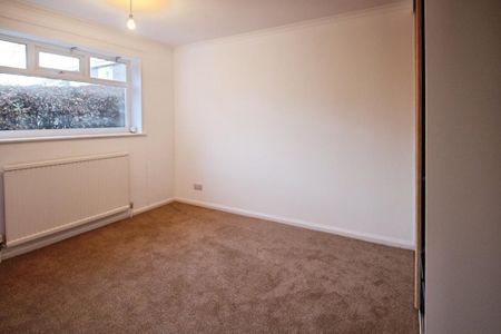 2 bedroom apartment to rent - Photo 4