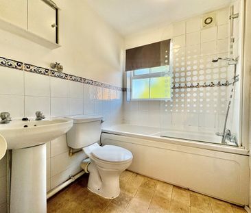 Village Close, Herts, Hoddesdon - Photo 5