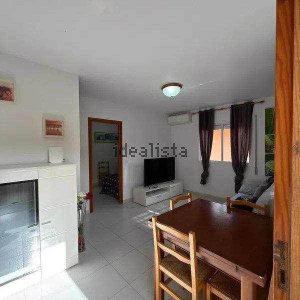 Alquiler de piso en Calle los Luisos, 7 - Photo 1