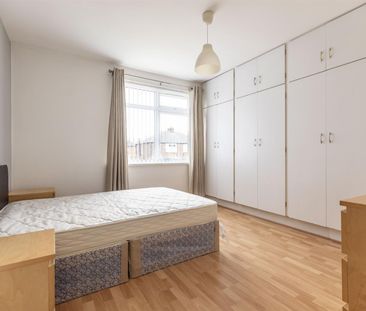 2 bed flat to rent in Benton Road, Newcastle Upon Tyne, NE7 - Photo 1
