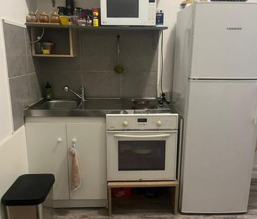 Appartement 2 pièces 29m2 MARSEILLE 10EME 530 euros - Photo 1