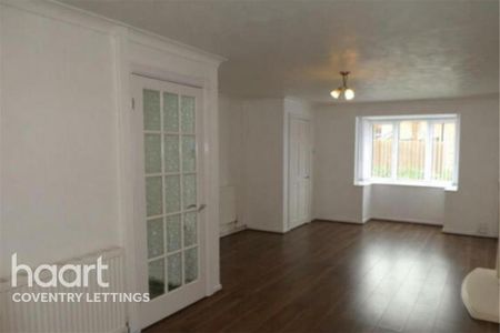 3 bedroom semi-detached house to rent - Photo 4