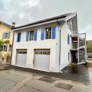 Très bel appartement en attique de 3 pièces - Photo 2