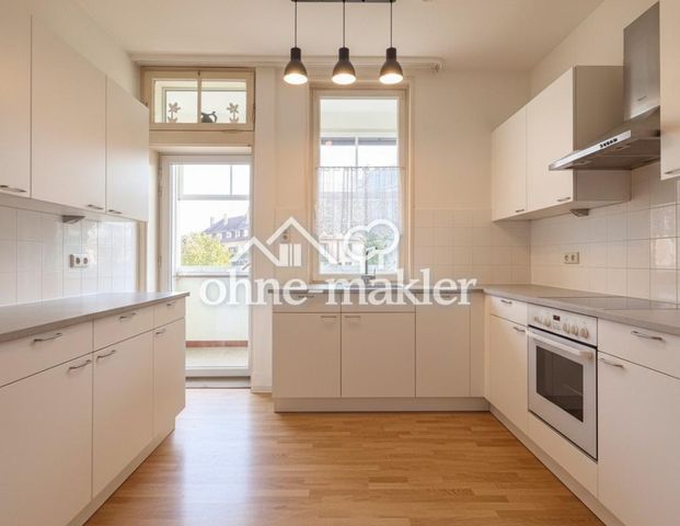 Kernsanierte 4-Zimmer-Wohnung mit Loggia/Balkon in Stuttgart-Bad Cannstatt - Photo 1