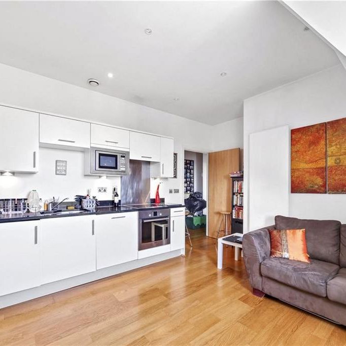 1 bedroom flat to rent - Photo 1